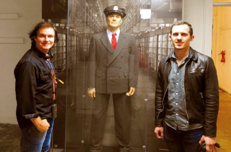 Alcatraz-day-tour-vs-Alcatraz-night-tour-tickets